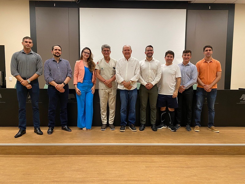 Representantes de especialidades médicas se reúnem para planejar ações conjuntas para 2023