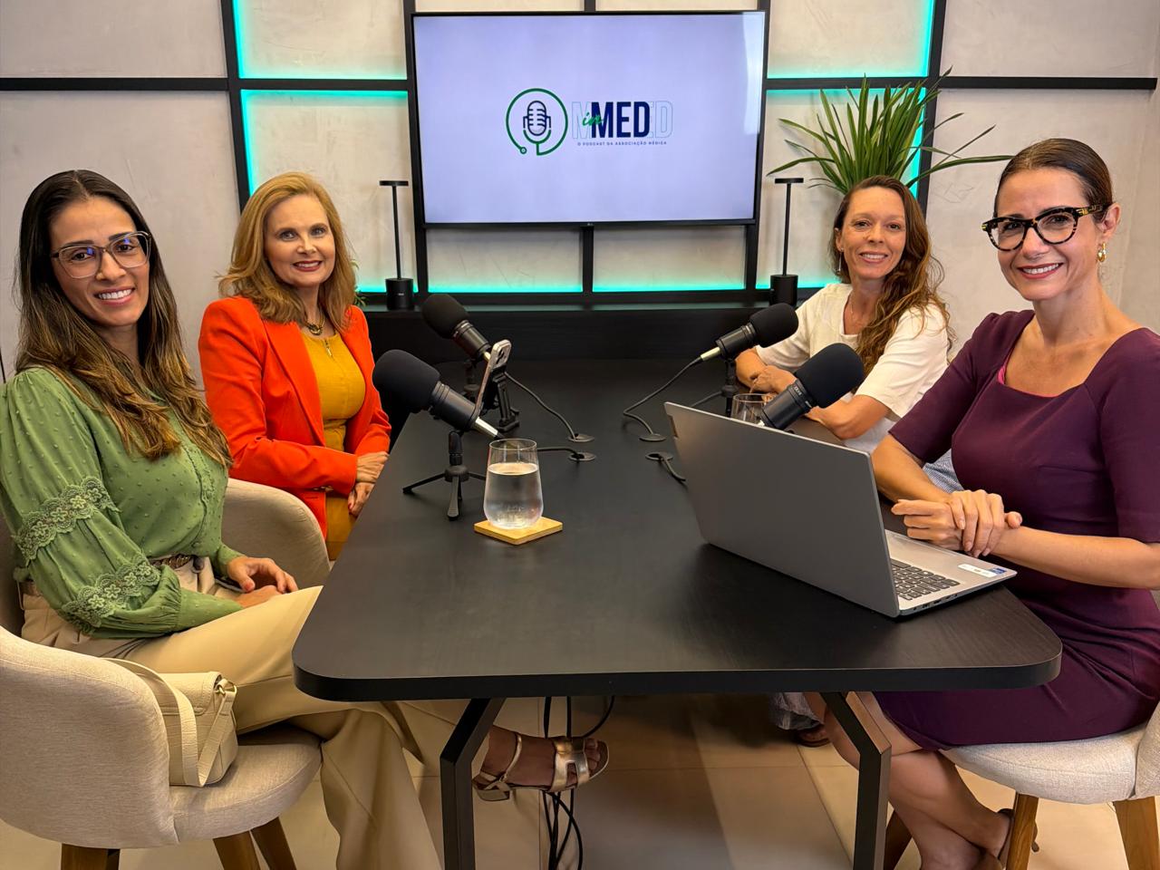 AMRN inicia a 4ª temporada do InMED Podcast abordando a alimentação saudável.